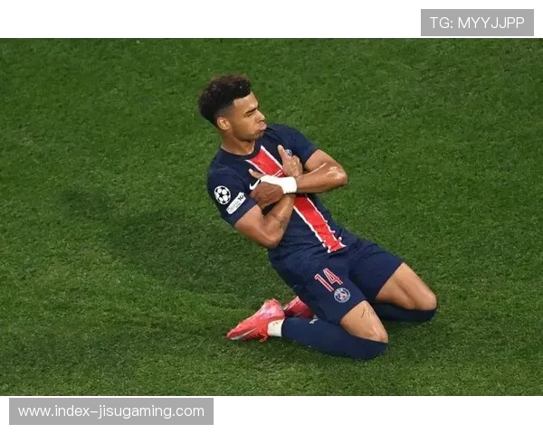 巴黎圣日耳曼前锋杜埃荣获2025年欧洲金童奖 巴黎圣日耳曼前锋杜埃荣获2025年欧洲金童奖