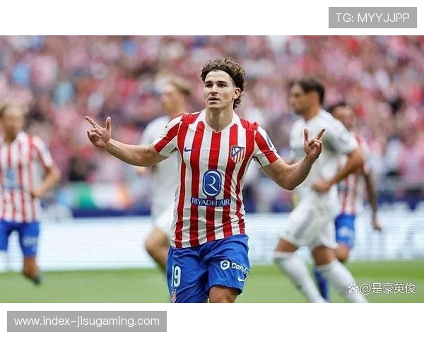 巴萨前锋莱万确认赛季末离队,阿尔瓦雷斯成替代目标 巴萨前锋莱万确认赛季末离队,阿尔瓦雷斯成替代目标